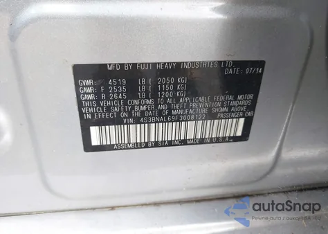 2015 Subaru Legacy 2.5I Limited z USA, uszkodzony, nr VIN 4S3BNAL69F3008122